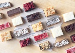 gluten-free bite-size slice (2 per serve)